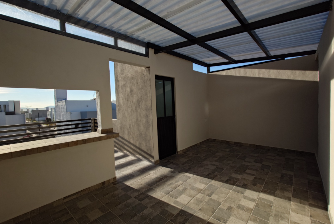 Casa nueva 3 plantas fraccionamiento explanada sur pachuca